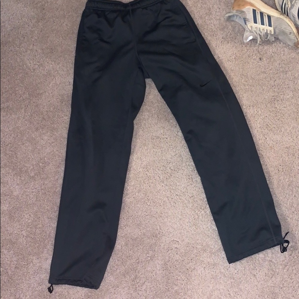 Nike Therma-Fit sweatpants